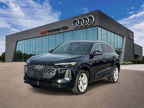 Mythos Black Metallic 2026 Audi Q5 2.0T Premium Plus
