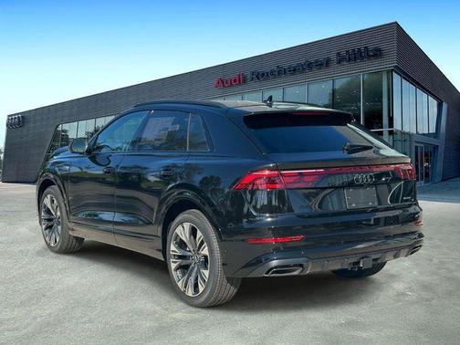 Mythos Black Metallic 2026 Audi Q8 55 Prestige
