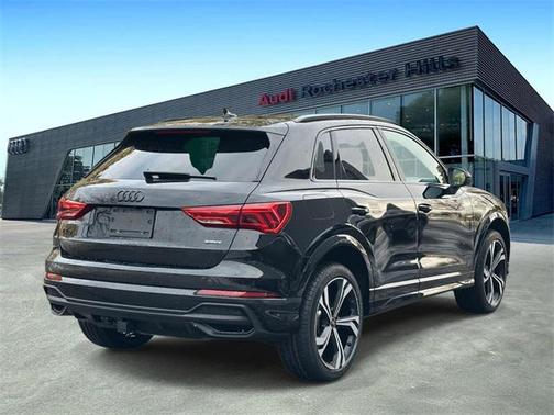 2024 Audi Q3 45 S line Premium Plus