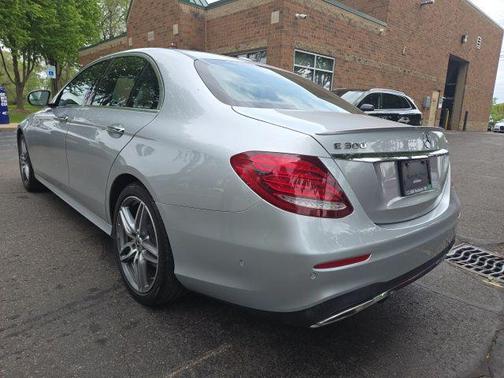 Iridium Silver Metallic 2017 Mercedes-Benz E-Class 4MATIC