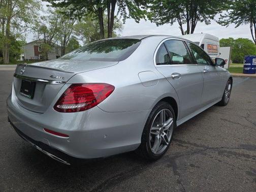 Iridium Silver Metallic 2017 Mercedes-Benz E-Class 4MATIC