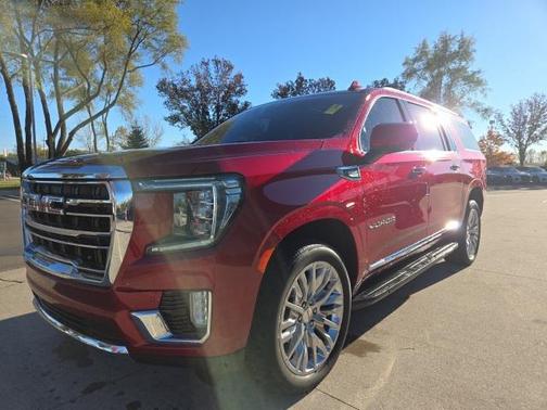 2023 GMC Yukon XL SLT