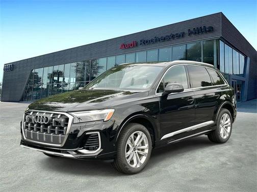 2025 Audi Q7 55 Premium Plus