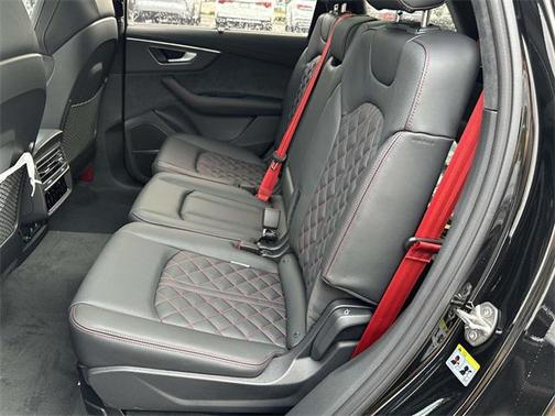 2026 Audi SQ7 4.0T Prestige