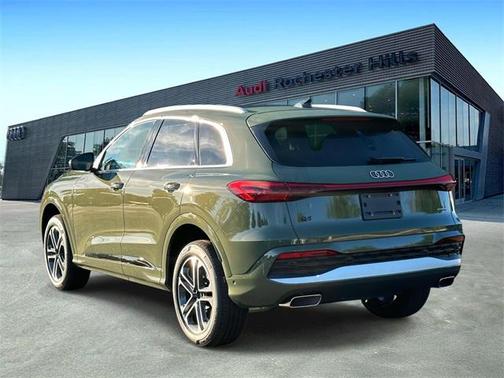 2025 Audi Q5 Premium Plus