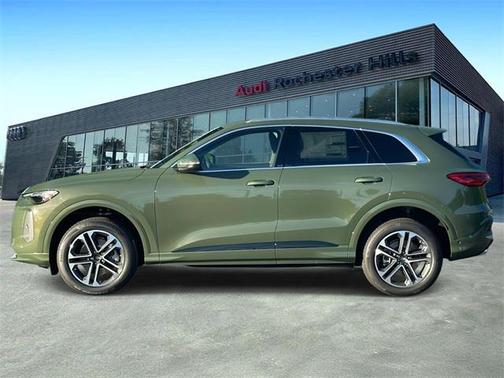 2025 Audi Q5 Premium Plus