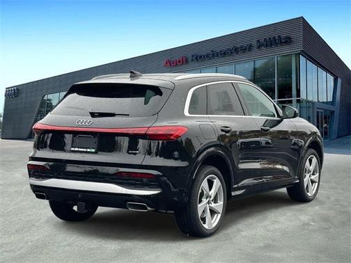 2025 Audi Q5 Premium Plus TFSI quattro S tronic