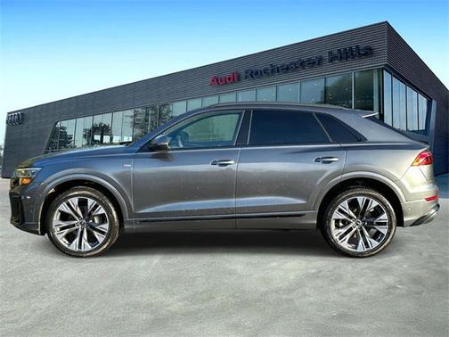 2025 Audi Q8 55 Premium Plus