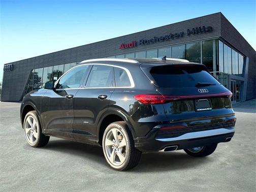 2025 Audi Q5 Premium Plus