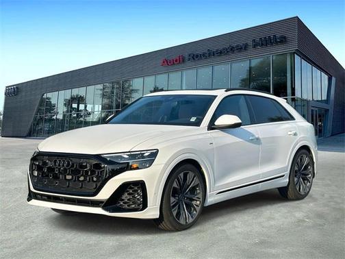 2025 Audi Q8 55 Premium Plus