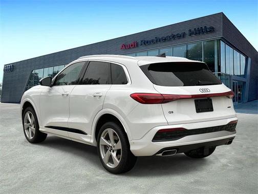 2025 Audi Q5 Premium Plus TFSI quattro S tronic