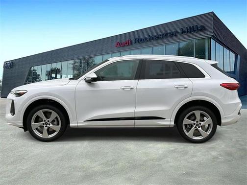 2025 Audi Q5 Premium Plus TFSI quattro S tronic