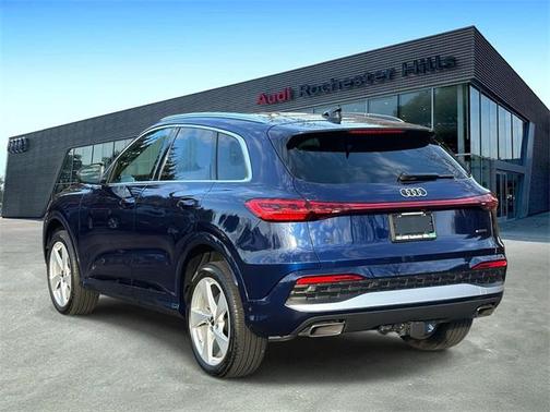 2025 Audi Q5 Premium Plus TFSI quattro S tronic