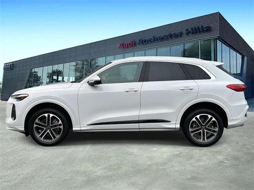 2025 Audi Q5 Premium Plus TFSI quattro S tronic