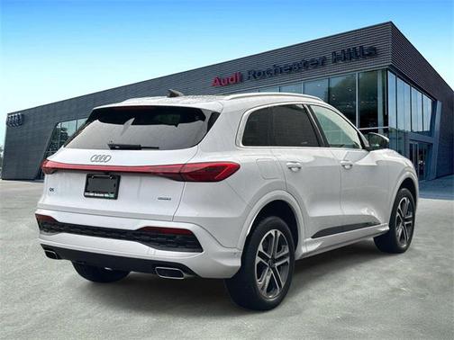 2025 Audi Q5 Premium Plus TFSI quattro S tronic