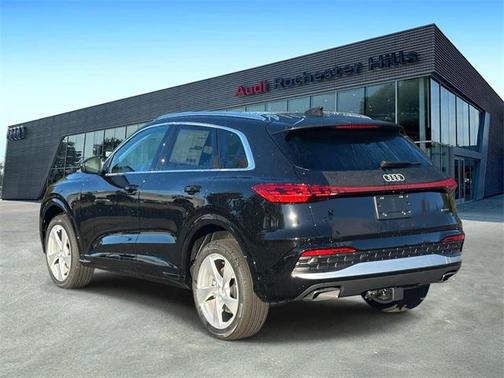 2025 Audi Q5 Premium Plus TFSI quattro S tronic
