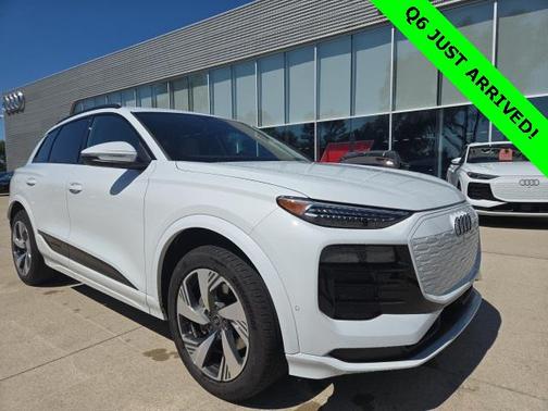 2025 Audi Q6 e-tron Premium Plus quattro