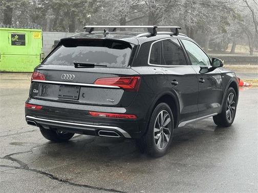 2023 Audi Q5 45 S line Premium