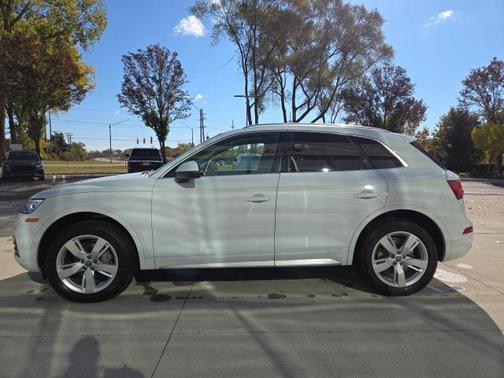 2019 Audi Q5 2.0T Premium