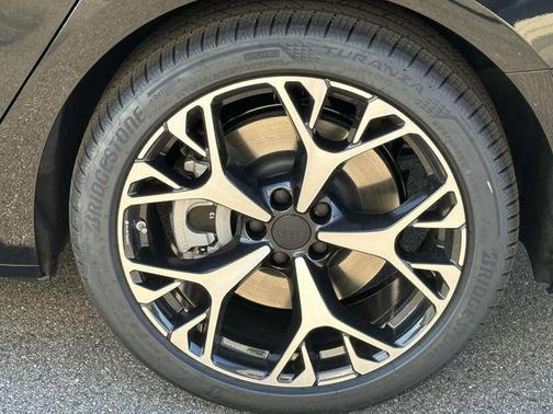 Mythos Black Metallic 2026 Audi A6 Premium Plus quattro S tronic