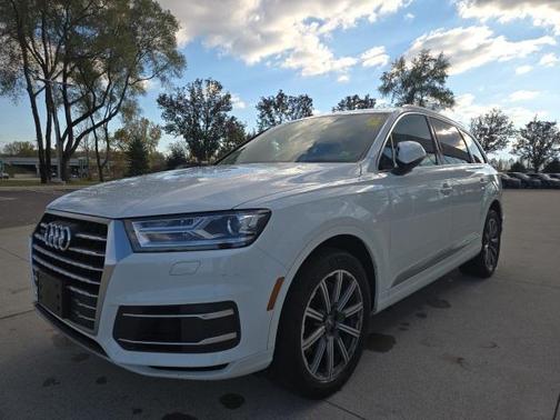 2019 Audi Q7 55 Premium