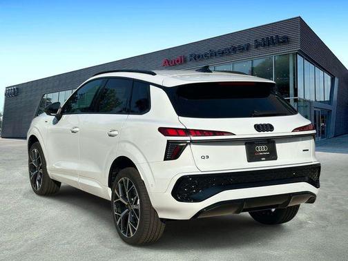 Glacier White Metallic 2026 Audi Q3 TFSI quattro S tronic