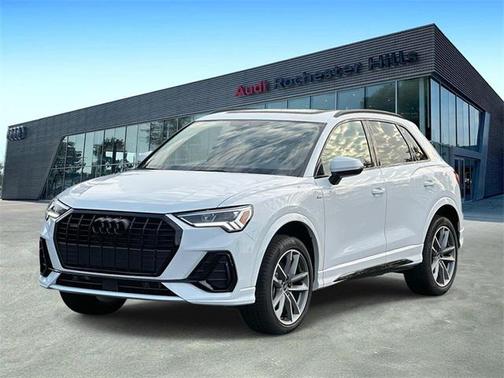 2025 Audi Q3 Premium 45 TFSI S line quattro Tiptronic