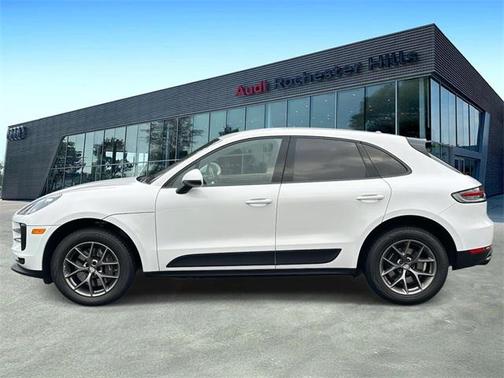 2021 Porsche Macan Base