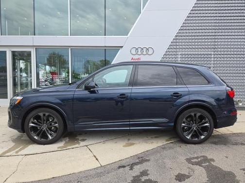 2025 Audi Q7 55 Prestige