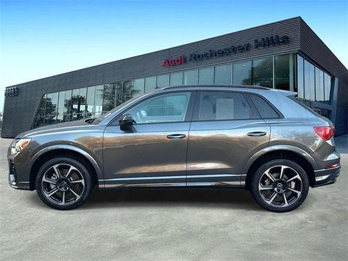 2025 Audi Q3 45 S line Premium Plus