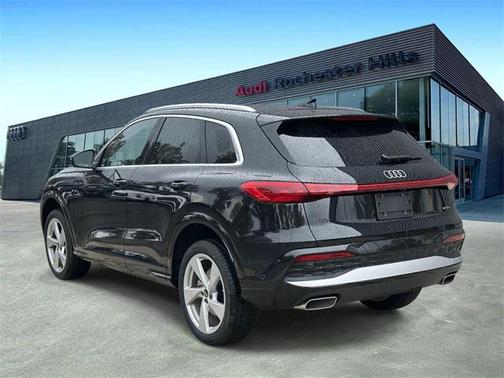 2025 Audi Q5 Premium Plus TFSI quattro S tronic