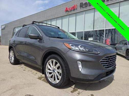2021 Ford Escape Titanium