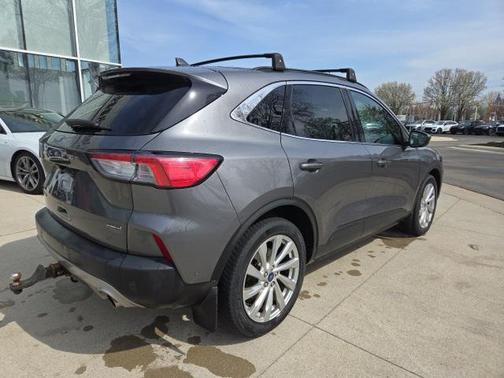 2021 Ford Escape Titanium