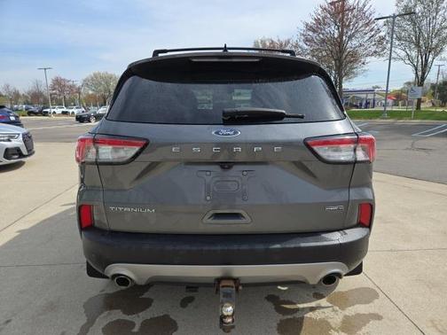 2021 Ford Escape Titanium