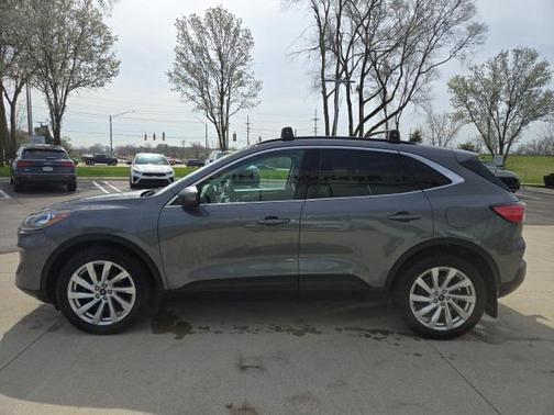 2021 Ford Escape Titanium