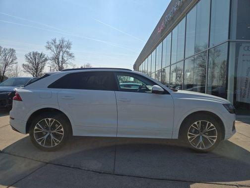 Carrara White 2023 Audi Q8 55 Premium