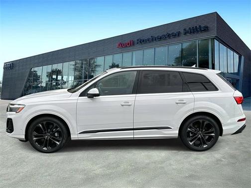 2025 Audi Q7 55 Premium Plus