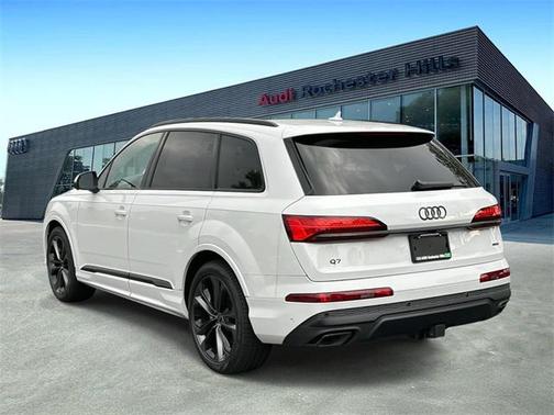 2025 Audi Q7 55 Premium Plus