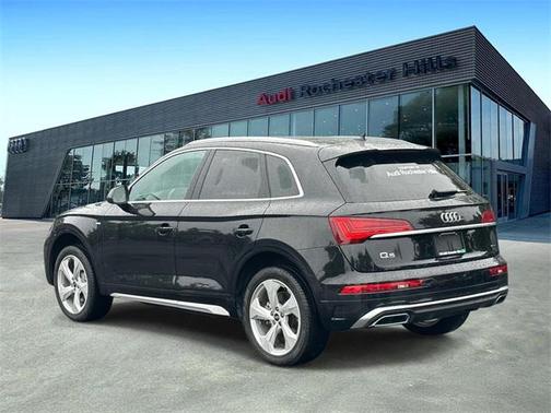 2025 Audi Q5 45 S line Premium Plus