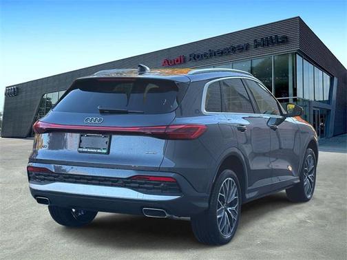 2025 Audi Q5 Premium Plus TFSI quattro S tronic