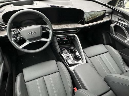 2025 Audi Q5 Premium Plus TFSI quattro S tronic