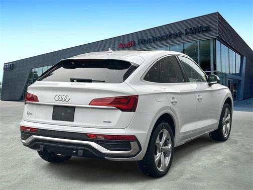 2023 Audi Q5 45 S line Premium Plus