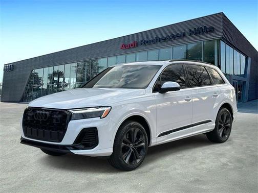 2025 Audi Q7 55 Premium Plus