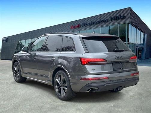 2026 Audi Q7 55 Premium Plus