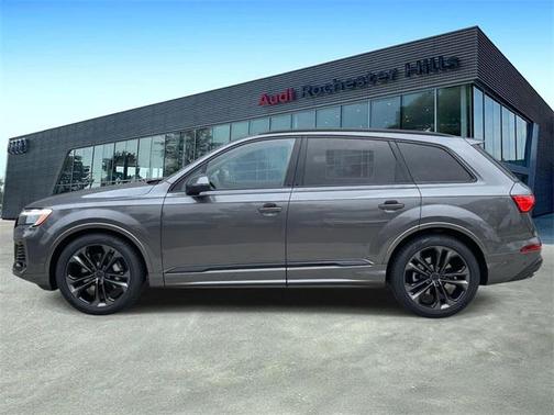 2026 Audi Q7 55 Premium Plus