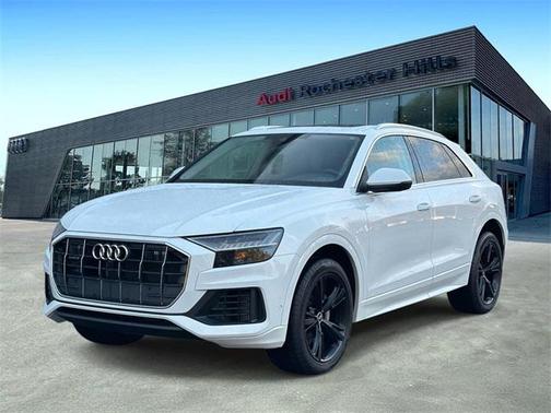 2023 Audi Q8 55 Premium