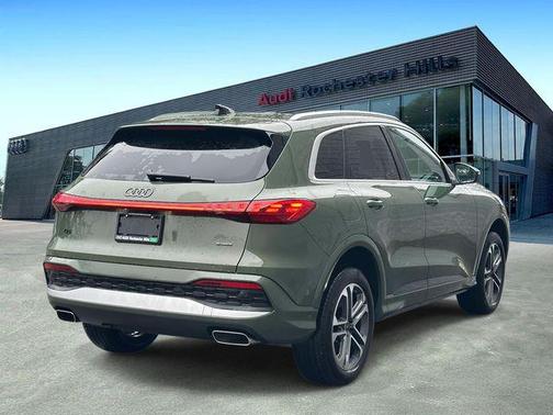 2025 Audi Q5 Premium Plus TFSI quattro S tronic