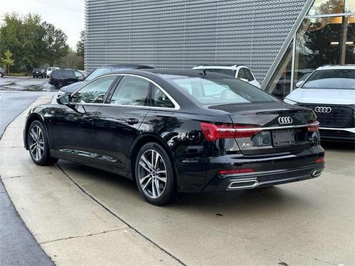 Mythos Black Metallic 2022 Audi A6 55 Premium Plus