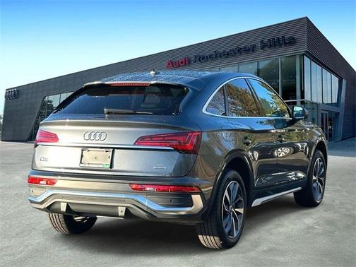 2023 Audi Q5 45 S line Premium Plus