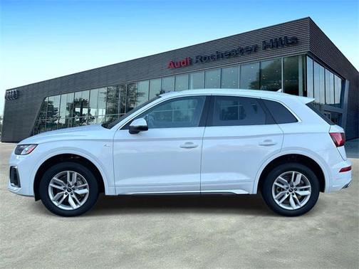 2023 Audi Q5 45 S line Premium
